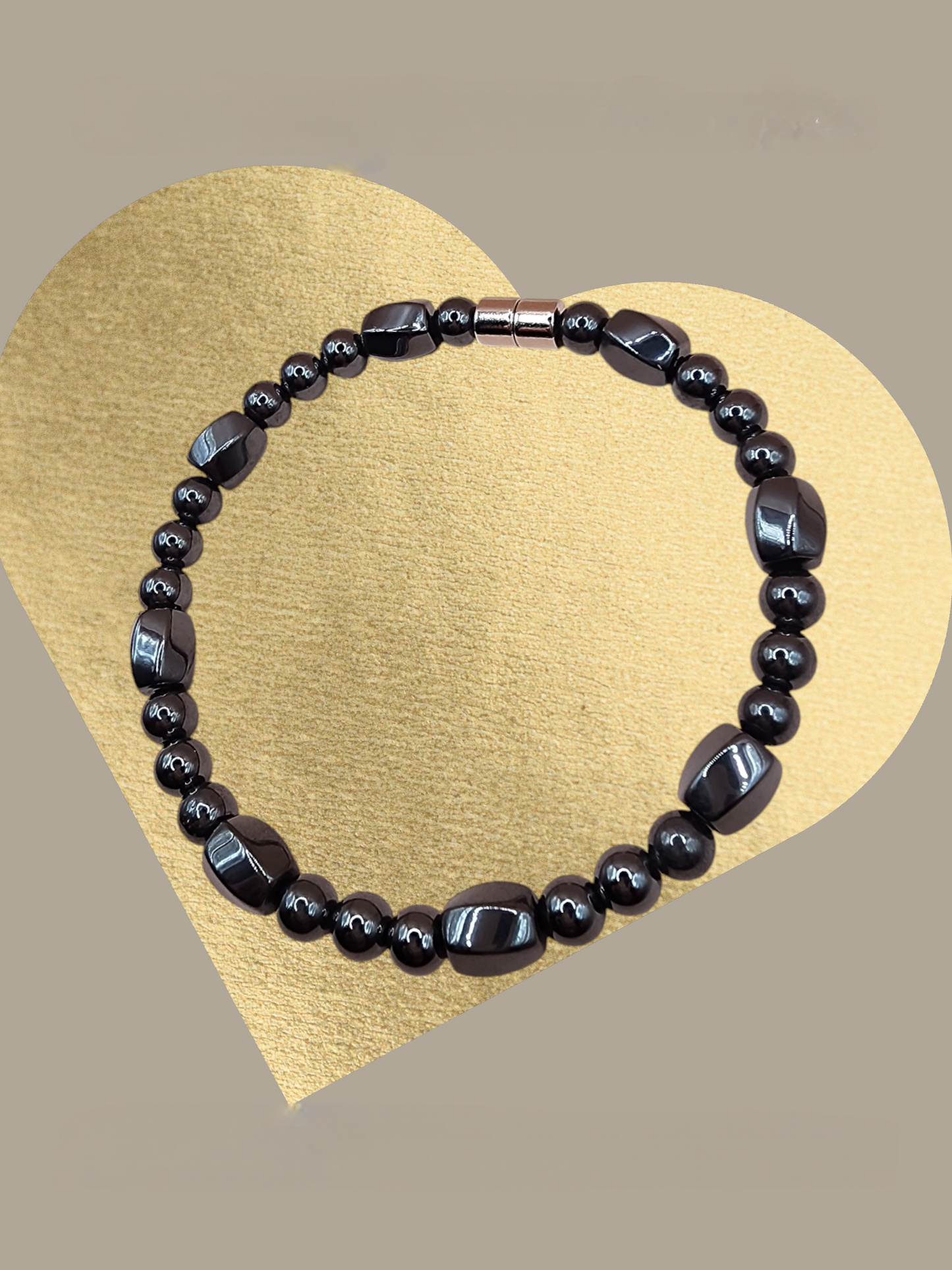 HEMATITE MAGNETIC BRACELET WITH SIX-SIDED MAGNETIC ROUND BEAD