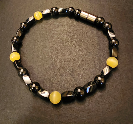 HEMATITE MAGNETIC BRACELET WITH YELLOW GEMSTONE BEADS