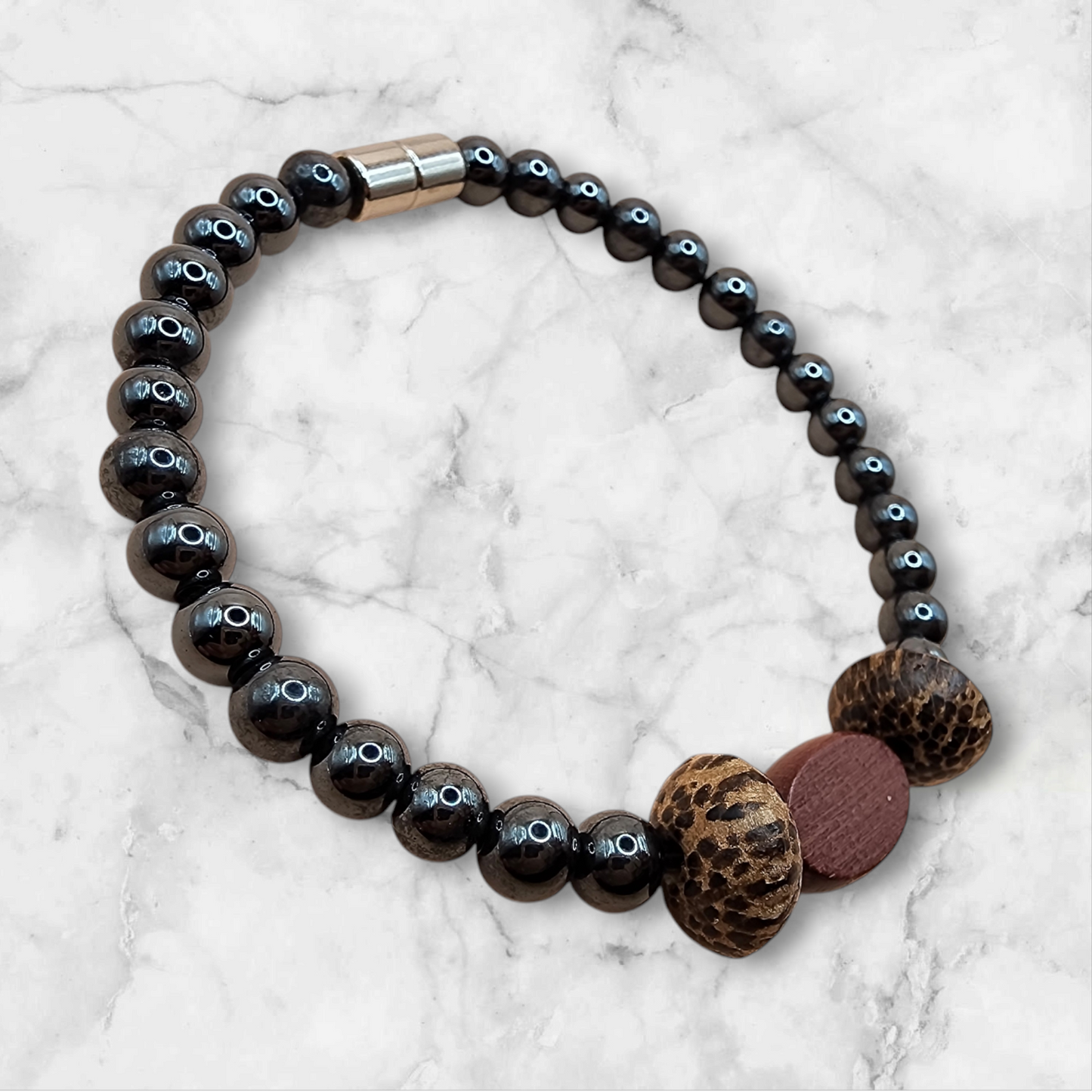 HANDMADE SINGLE STRAND WOOD BRACELET WITH HEMATITES MAGNETIC BEADS